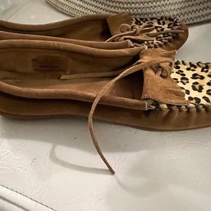 Minnetonka Moccasins (size 10)